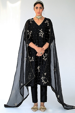 Black Handcrafted Kurta Set by Shikha Mehta
