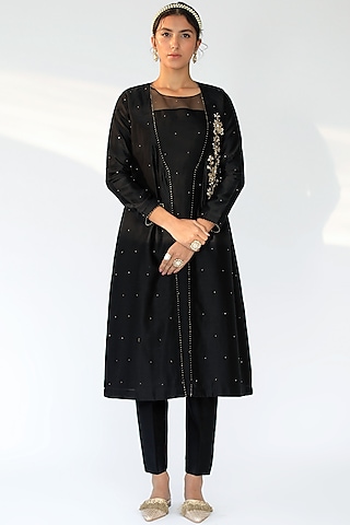 Black Dabka & Gold Beads Pant Set by Shikha Mehta