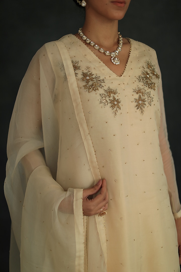 Beige Handcrafted Kurta Set by Shikha Mehta at Pernia's Pop Up Shop