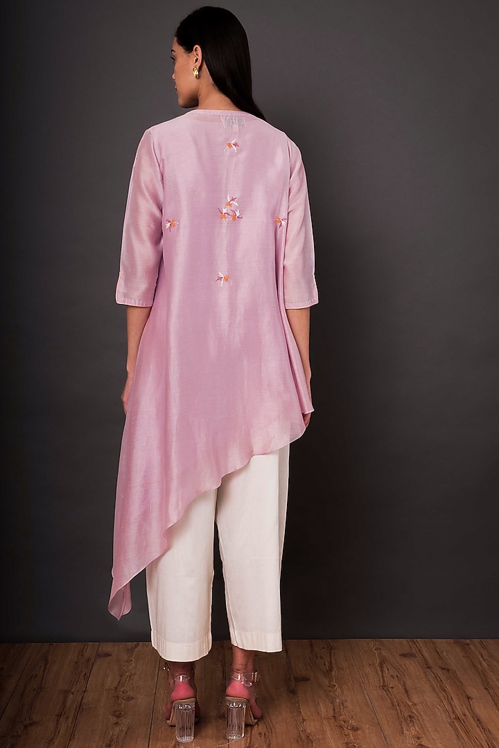 Lilac Embroidered Asymmetric Jacket Set by Shikha Mehta at Pernia's Pop Up Shop