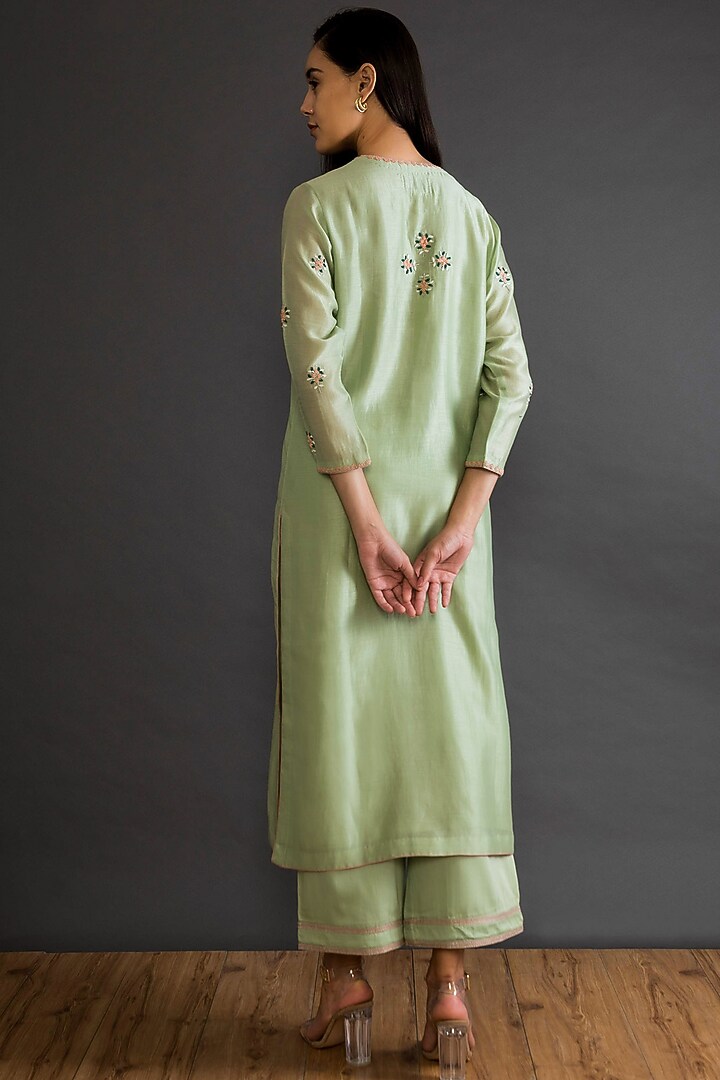 Green Zari Embroidered Kurta Set by Shikha Mehta at Pernia's Pop Up Shop