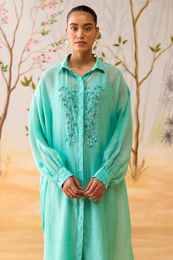 Aqua Blue Mul Chanderi Thread Hand Embroidered Tunic Set by Shikha Mehta at Pernia's Pop Up Shop