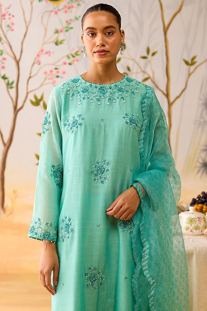 Aqua Blue Mul Chanderi Thread Hand Embroidered Kurta Set by Shikha Mehta at Pernia's Pop Up Shop