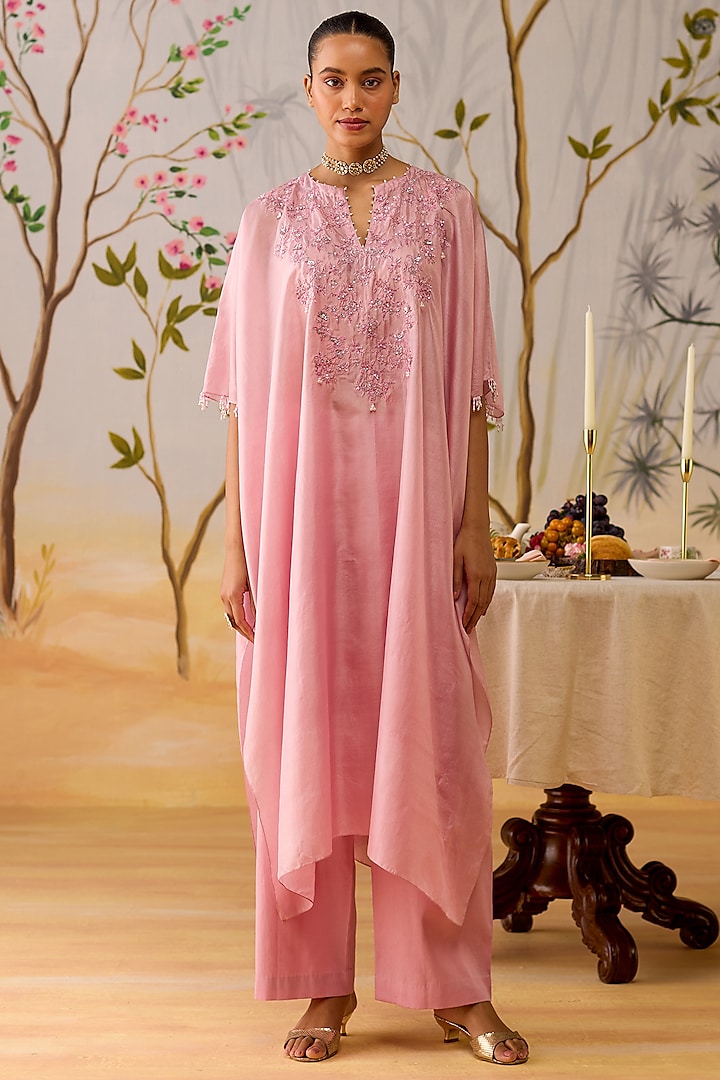 Lilac Silk Thread Hand Embroidered Kaftan Set by Shikha Mehta at Pernia's Pop Up Shop