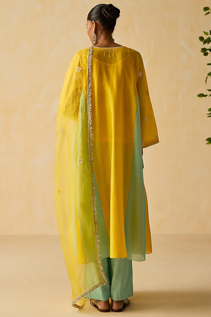 Yellow Silk Chanderi Thread Embroidered Kurta Set by Shikha Mehta at Pernia's Pop Up Shop