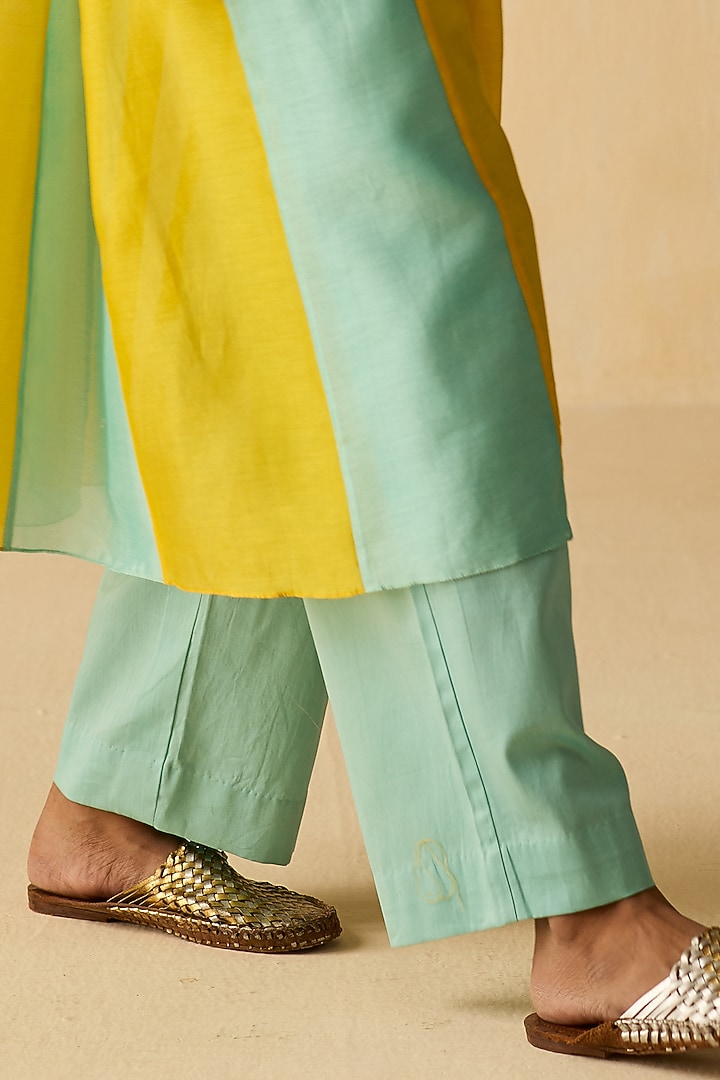 Yellow Silk Chanderi Thread Embroidered Kurta Set by Shikha Mehta at Pernia's Pop Up Shop