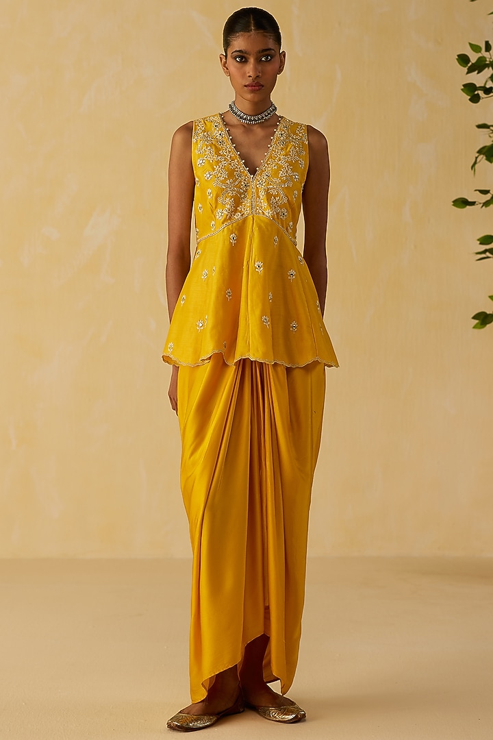 Yellow Silk Chanderi Embroidered Co-Ord Set by Shikha Mehta at Pernia's Pop Up Shop