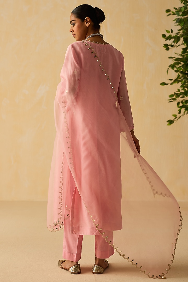Lilac Silk Chanderi Embroidered Kurta Set by Shikha Mehta at Pernia's Pop Up Shop