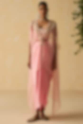 Lilac Organza Embroidered Cape Set by Shikha Mehta at Pernia's Pop Up Shop