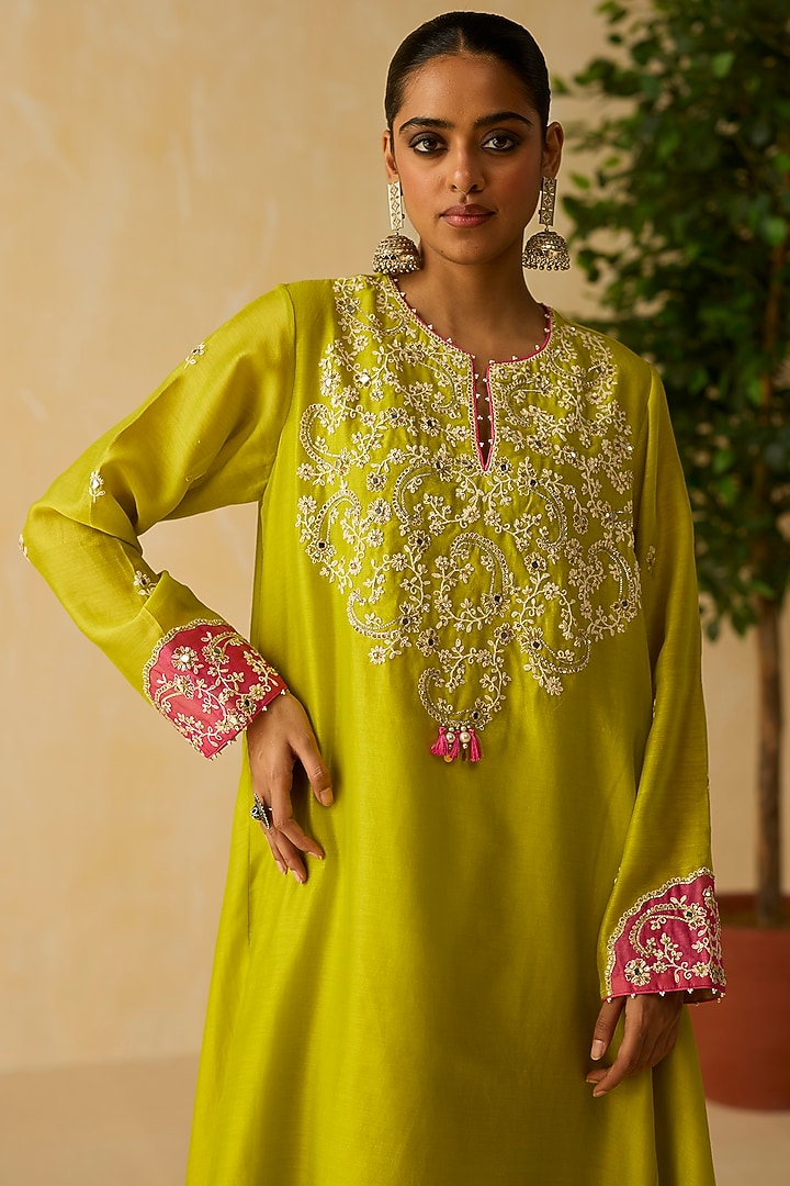 Lime Green Silk Chanderi Thread Embroidered Kurta Set by Shikha Mehta at Pernia's Pop Up Shop
