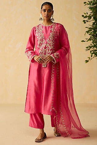Pink Silk Chanderi Thread Embroidered Kurta Set by Shikha Mehta
