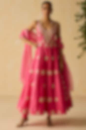 Pink Silk Chanderi Thread Embroidered Wedding Anarkali Set by Shikha Mehta at Pernia's Pop Up Shop