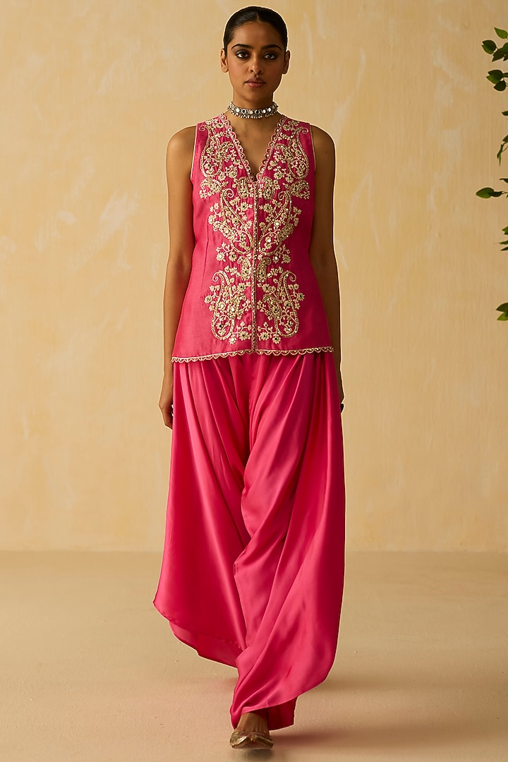 Pink Silk Chanderi Thread Embroidered Co-Ord Set by Shikha Mehta at Pernia's Pop Up Shop