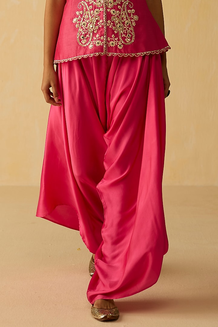 Pink Silk Chanderi Thread Embroidered Co-Ord Set by Shikha Mehta at Pernia's Pop Up Shop