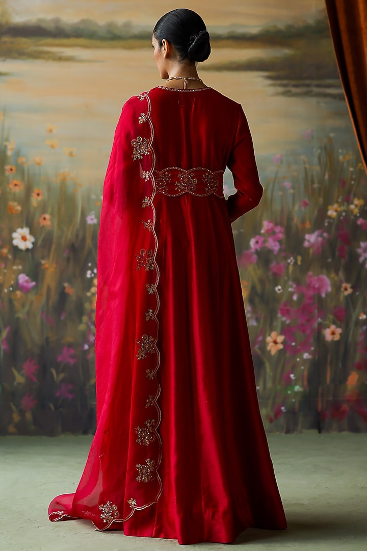 Scarlet Red Silk Chanderi Thread Hand Embroidered Wedding Anarkali Set by Shikha Mehta at Pernia's Pop Up Shop