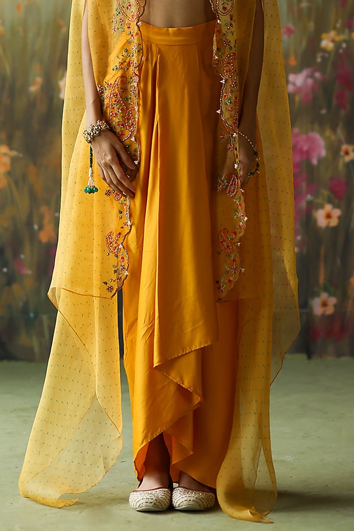 Turmeric Yellow Silk Organza Thread Hand Embroidered Cape Set by Shikha Mehta at Pernia's Pop Up Shop