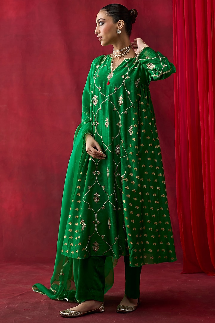 Green Silk Chanderi Printed & Embroidered Gathered Kurta Set by Shikha Mehta at Pernia's Pop Up Shop