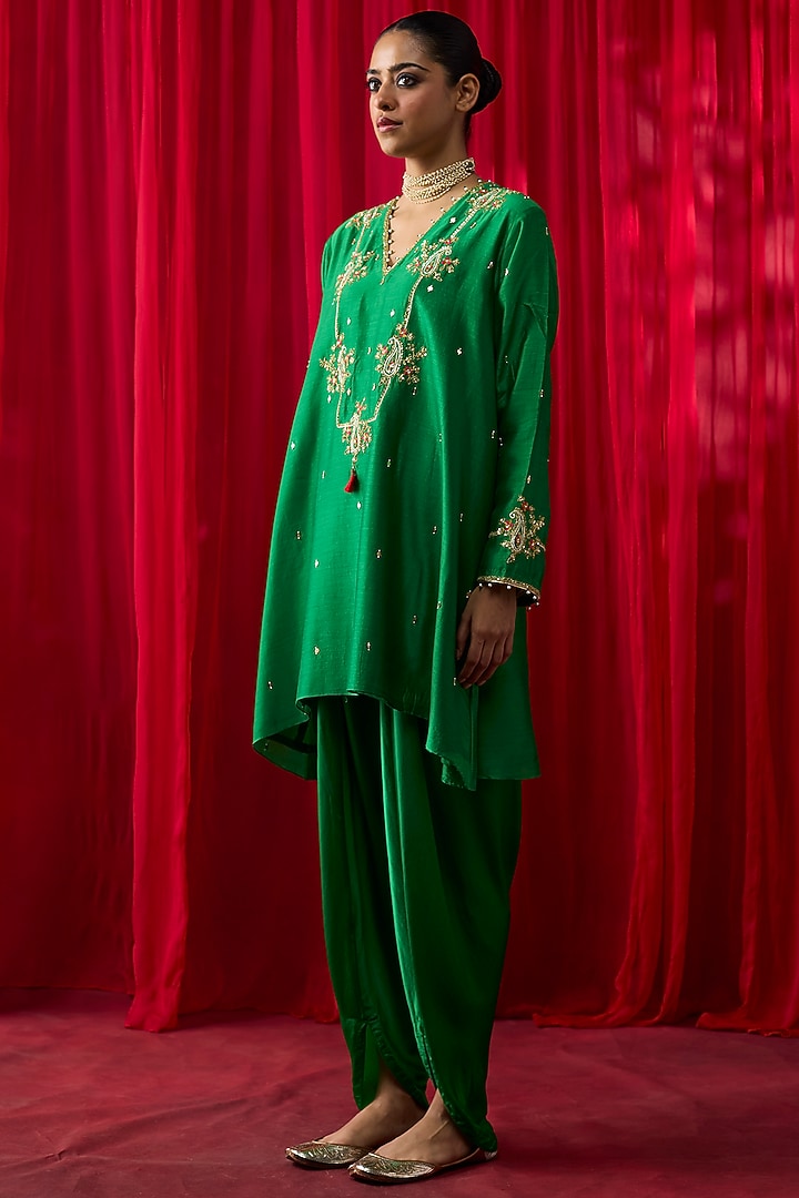 Green Silk Chanderi Embroidered Co-Ord Set by Shikha Mehta at Pernia's Pop Up Shop