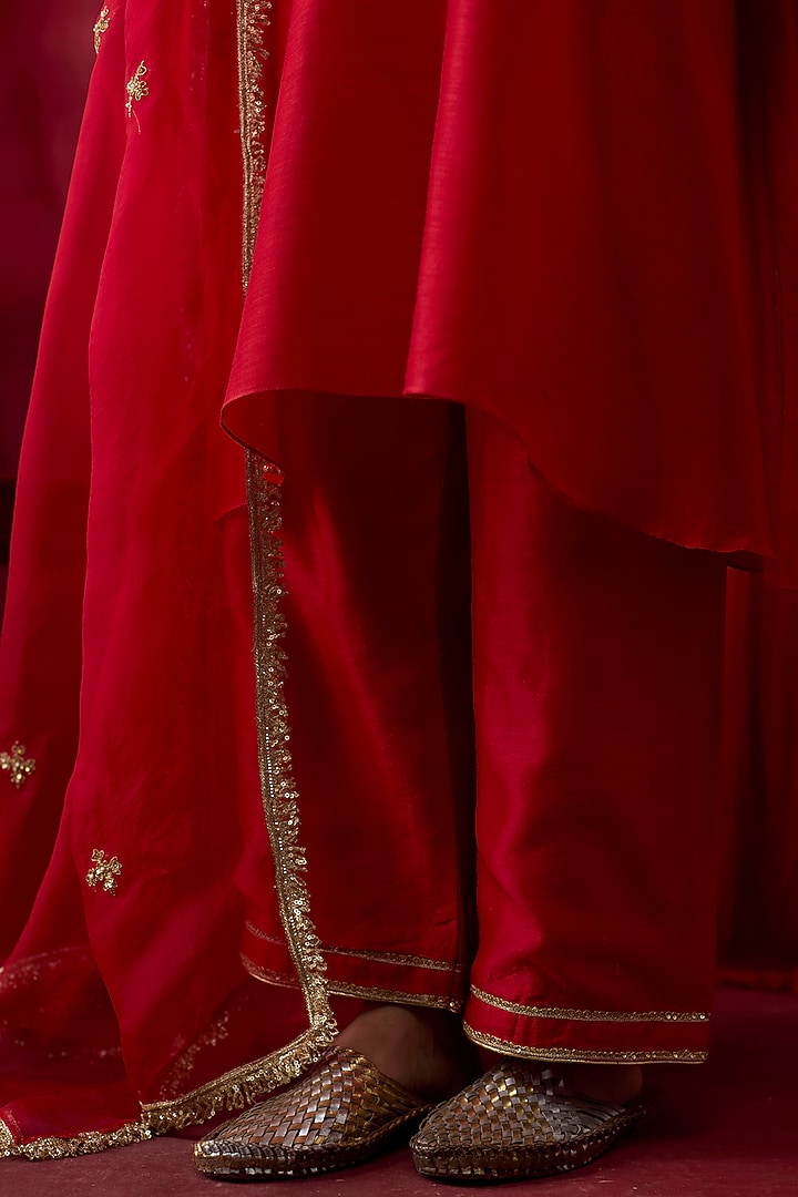 Red Silk Chanderi Thread Hand Embroidered A-Line Kurta Set by Shikha Mehta at Pernia's Pop Up Shop