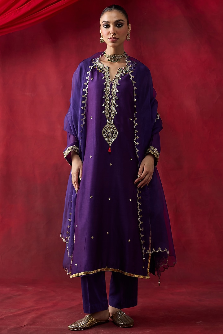 Purple Silk Chanderi Thread Hand Embroidered Kurta Set by Shikha Mehta at Pernia's Pop Up Shop