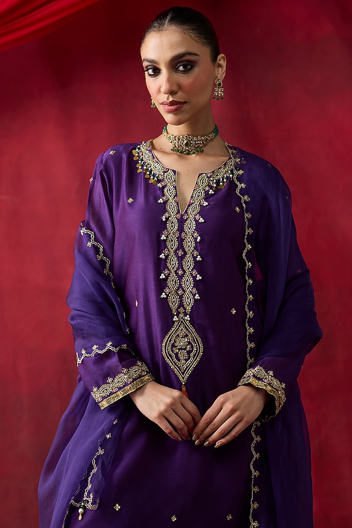 Purple Silk Chanderi Thread Hand Embroidered Kurta Set by Shikha Mehta at Pernia's Pop Up Shop