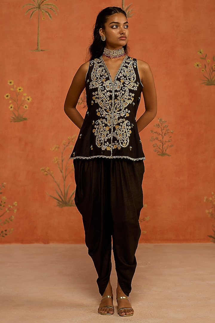 Black Silk Chanderi Dori Embroidered Jacket Set by Shikha Mehta at Pernia's Pop Up Shop
