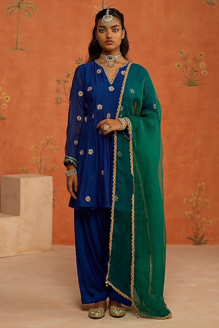 Blue Mul Chanderi Gota Embroidered Peplum Kurta Set by Shikha Mehta at Pernia's Pop Up Shop