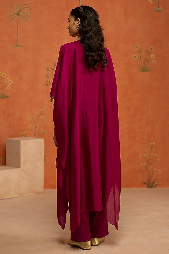 Wine Silk Chanderi Dori Embroidered Kaftan Set by Shikha Mehta at Pernia's Pop Up Shop