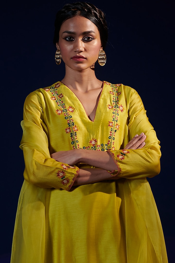 Lime Yellow Embroidered Kurta Set by Shikha Mehta at Pernia's Pop Up Shop