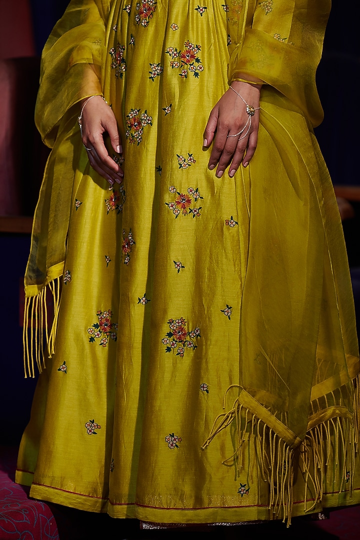 Lime Yellow Thread Embroidered Wedding Lehenga Set by Shikha Mehta at Pernia's Pop Up Shop