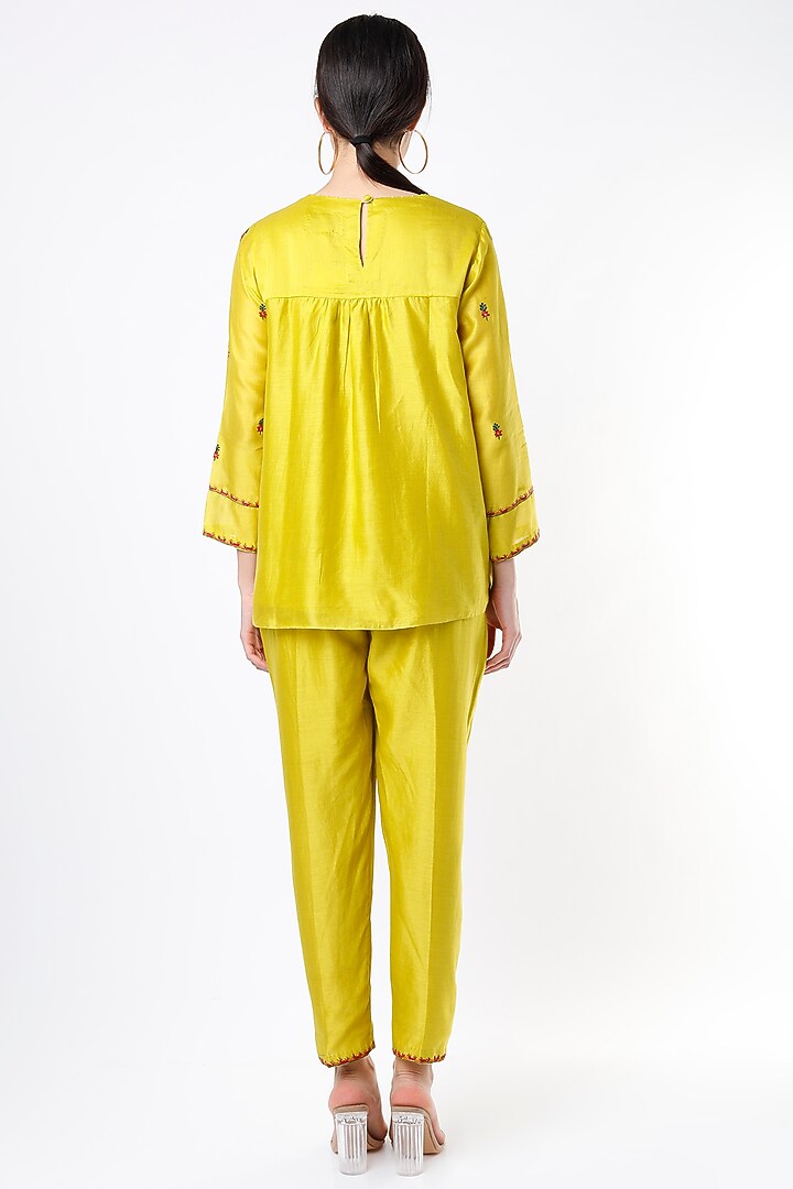 Lime Embroidered Pant Set by Shikha Mehta at Pernia's Pop Up Shop
