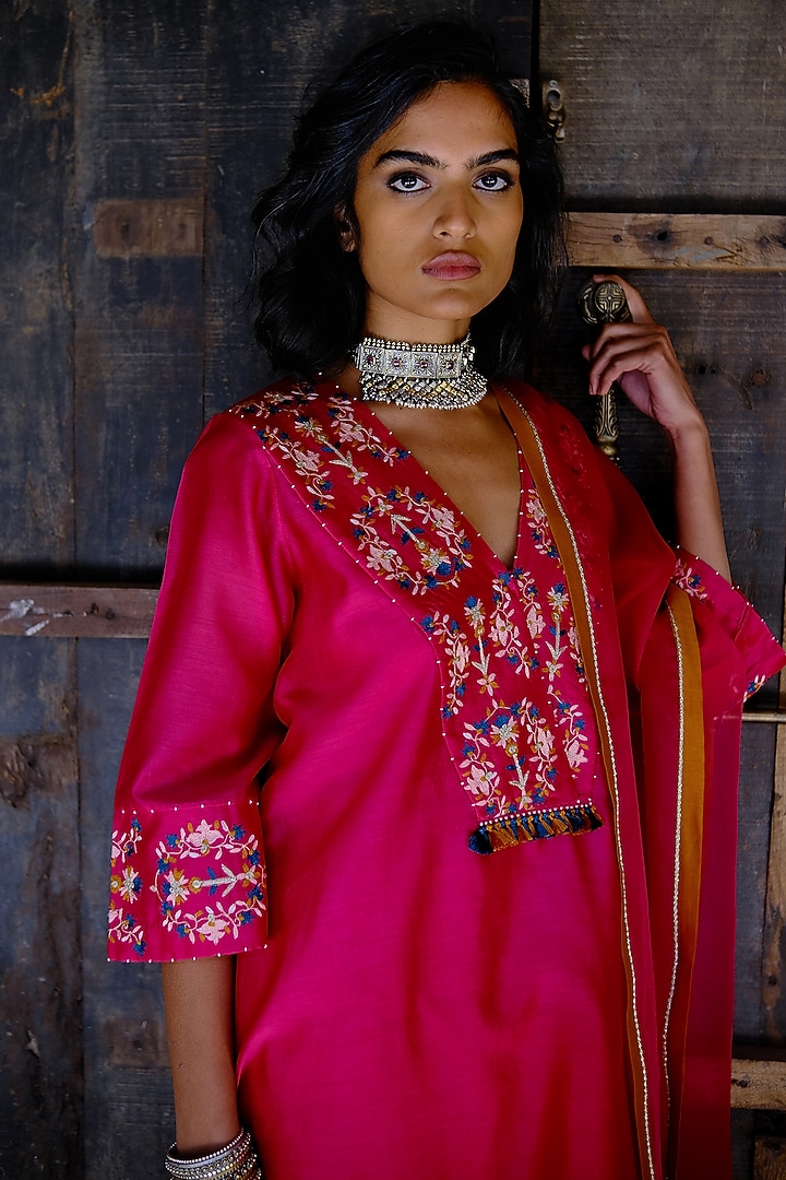 Fuschia Embroidered A-Line Kurta Set by Shikha Mehta at Pernia's Pop Up Shop