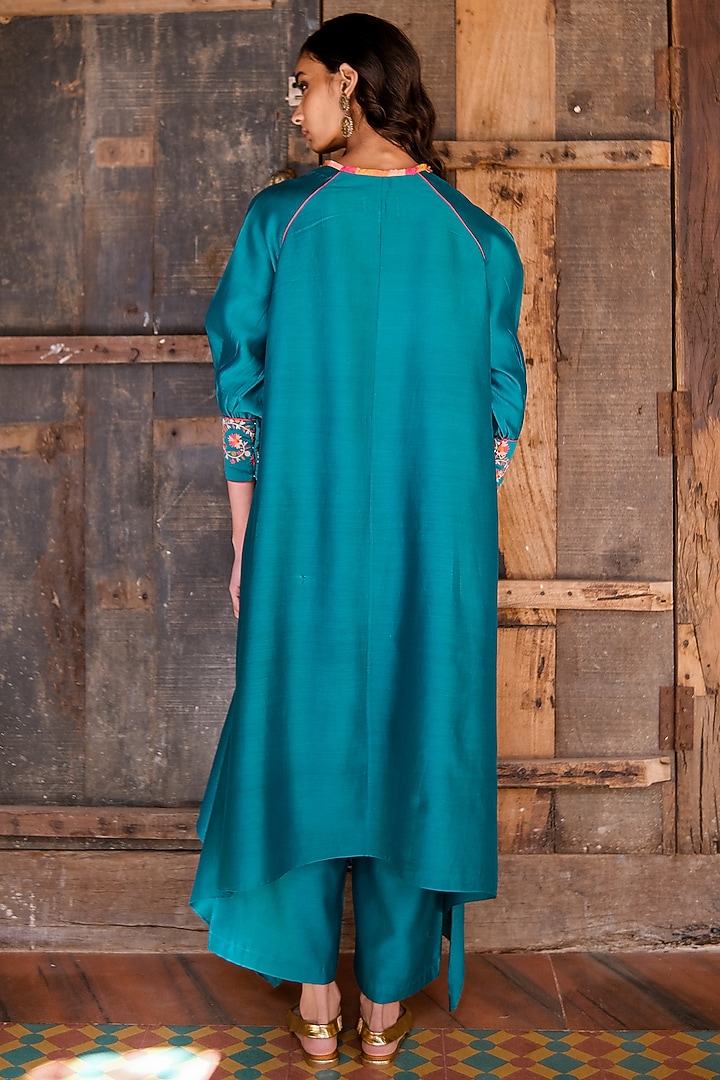 Teal Embroidered Tunic Set by Shikha Mehta at Pernia's Pop Up Shop