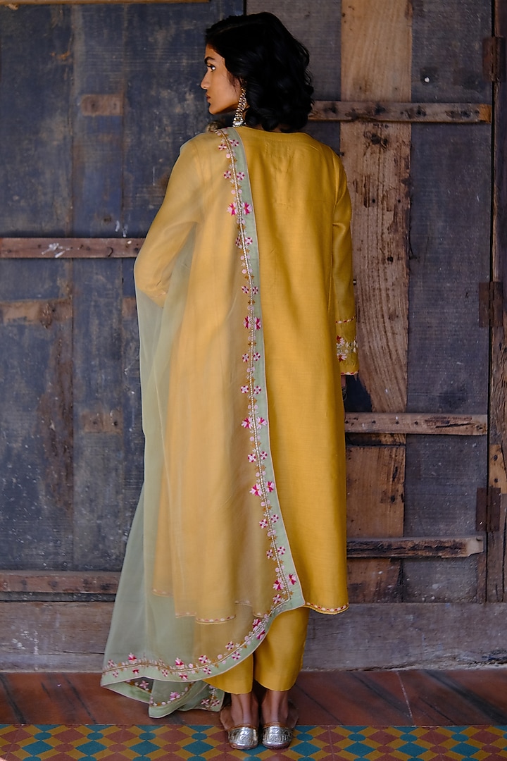 Yellow Embroidered Kurta Set by Shikha Mehta at Pernia's Pop Up Shop