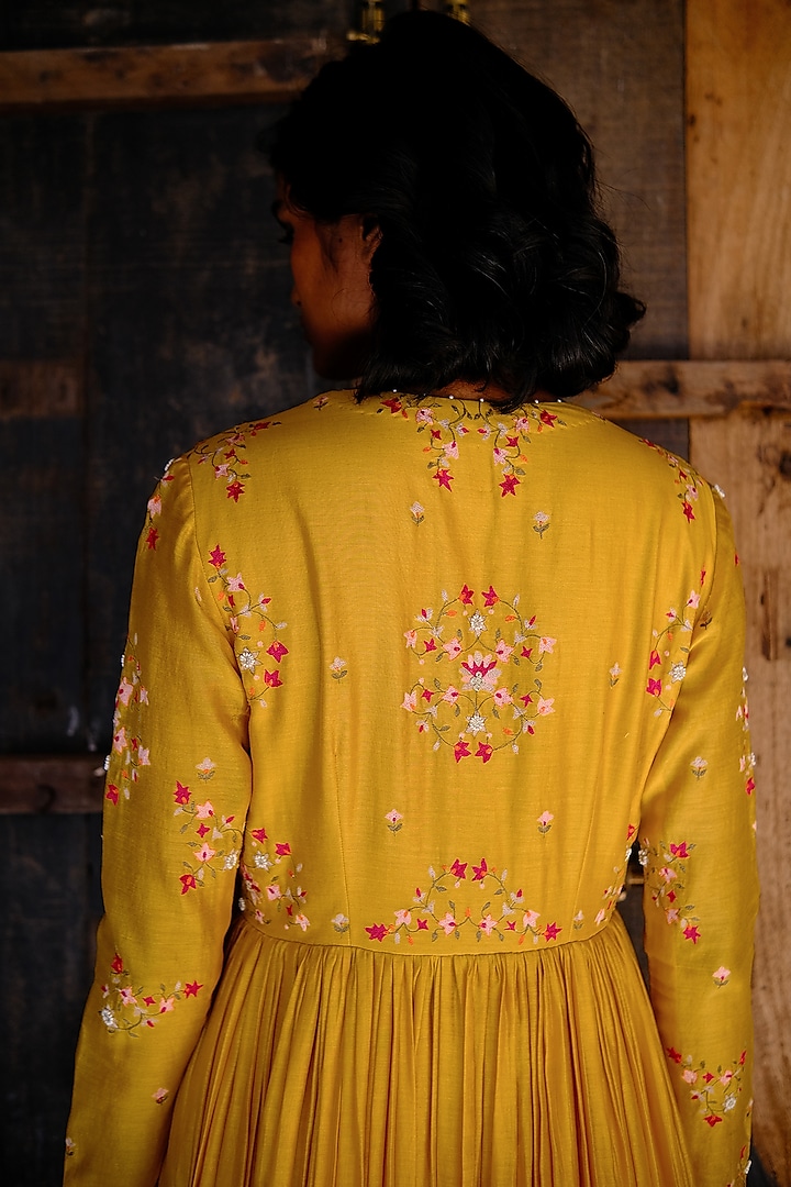 Yellow Embroidered Pleated Wedding Anarkali Set by Shikha Mehta at Pernia's Pop Up Shop