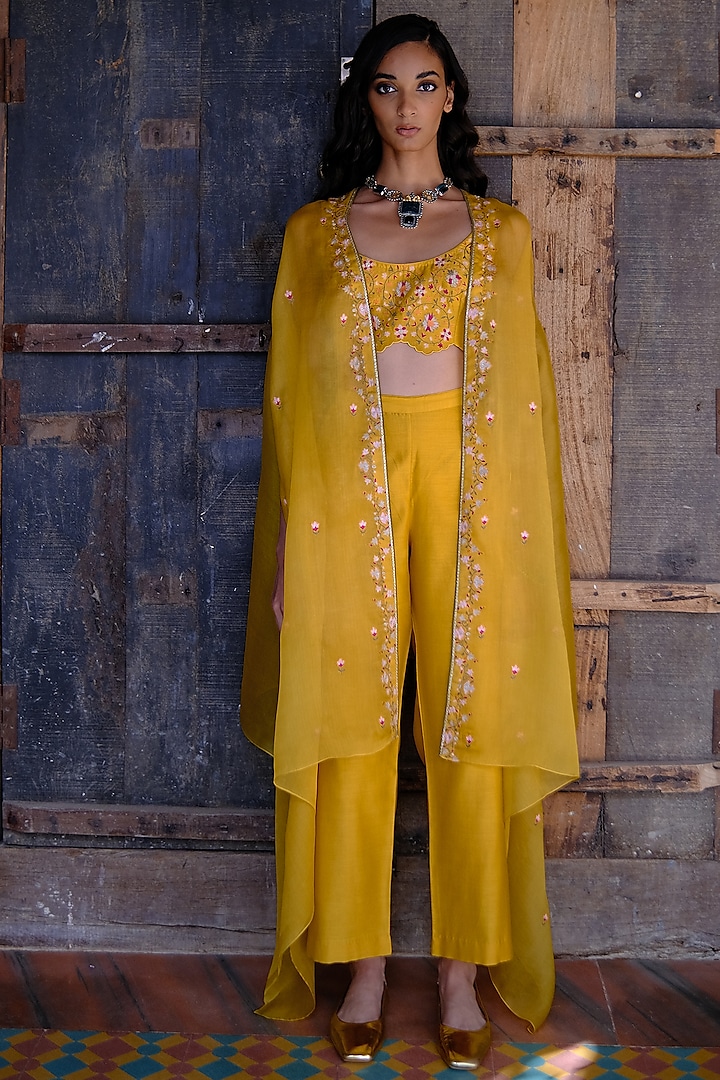 Yellow Embroidered Cape Set by Shikha Mehta