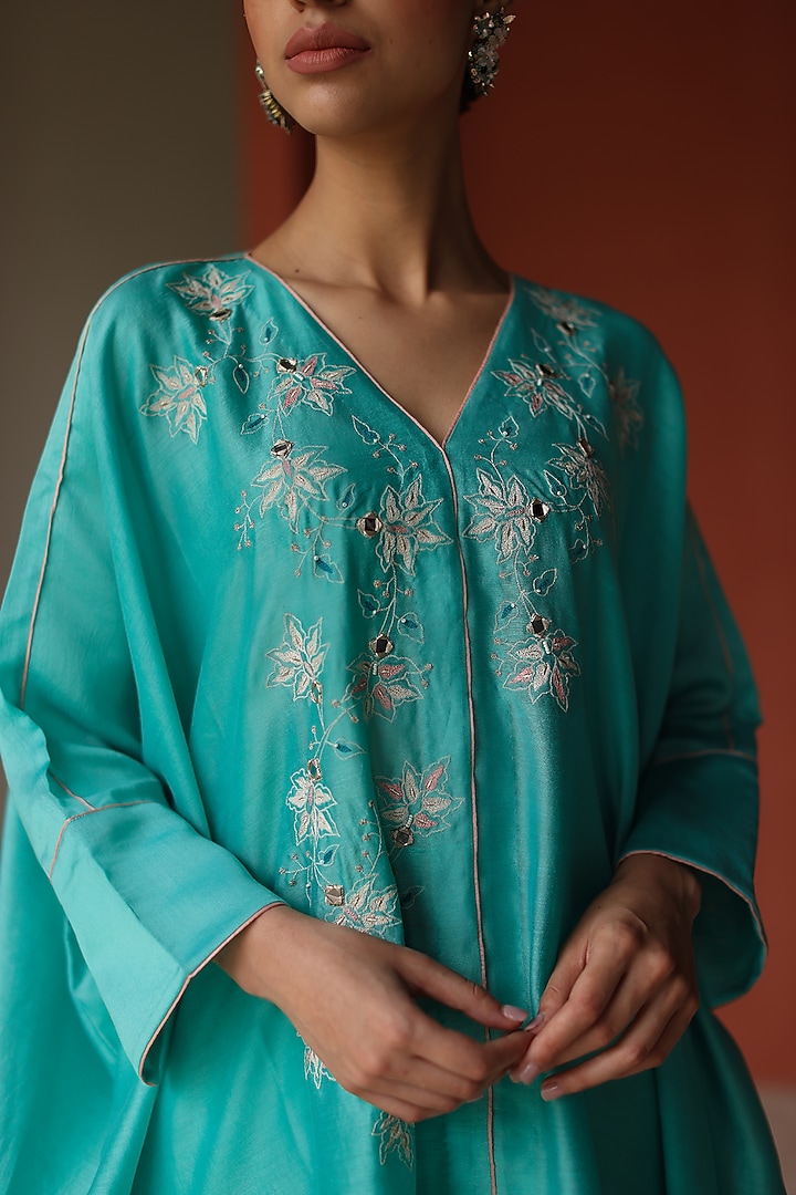 Turquoise Silk Chanderi Thread Embroidered Tunic Set by Shikha Mehta at Pernia's Pop Up Shop