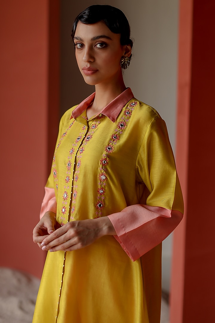 Lime Silk Chanderi Mirror Embroidered Tunic Set by Shikha Mehta at Pernia's Pop Up Shop