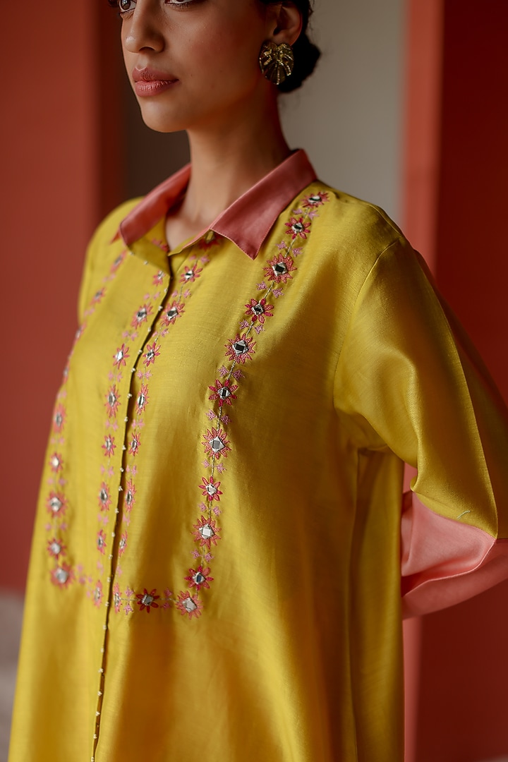 Lime Silk Chanderi Mirror Embroidered Tunic Set by Shikha Mehta at Pernia's Pop Up Shop