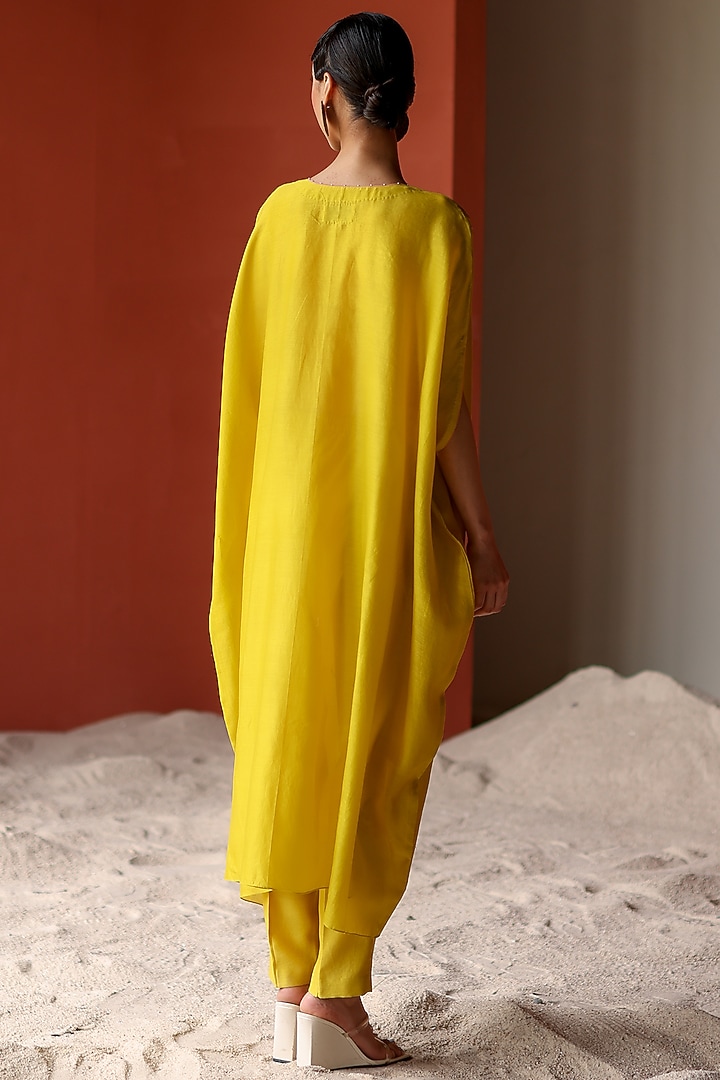 Lime Silk Chanderi Mirror Embroidered Kaftan Set by Shikha Mehta at Pernia's Pop Up Shop