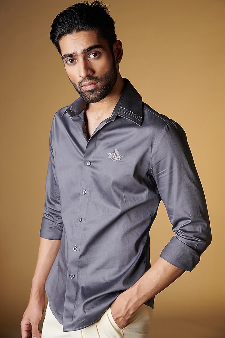 Buy S&N by Shantnu Nikhil Men Grey Giza Cotton Shirt at Pernia ...