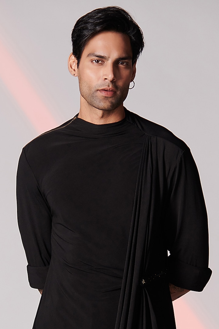Black Poly Jersey Draped Kurta by S&N by Shantnu Nikhil Men at Pernia's Pop Up Shop
