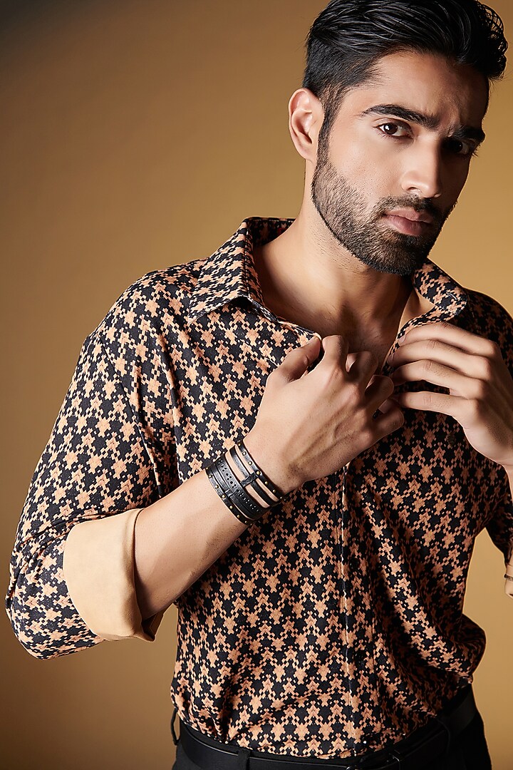 Beige Crepe Jersey Printed Party Wear Shirt by S&N by Shantnu Nikhil Men at Pernia's Pop Up Shop