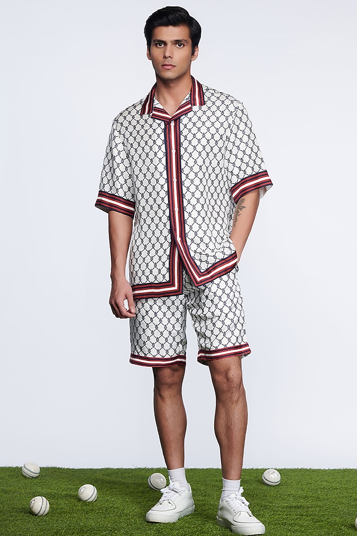 Off-White Twill Silk Printed Shorts by S&N by Shantnu Nikhil Men