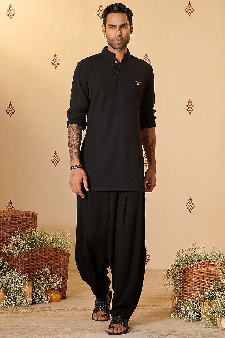 Black Rayon Blend Twill Black Kurta by S&N by Shantnu Nikhil Men