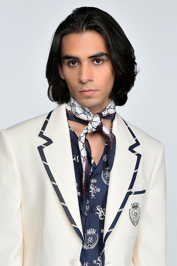 Off-White Twill Silk Neckerchief by S&N by Shantnu Nikhil Men at Pernia's Pop Up Shop