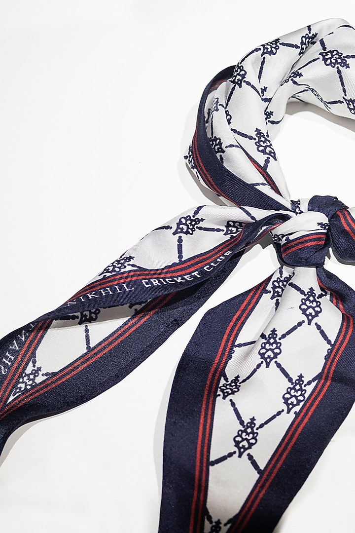 Off-White Twill Silk Neckerchief by S&N by Shantnu Nikhil Men at Pernia's Pop Up Shop
