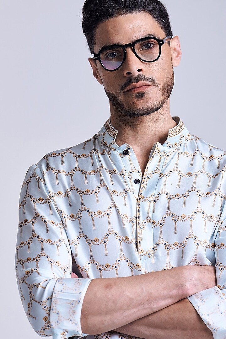 Mint Green Silk Twill Golden Printed Kurta by S&N by Shantnu Nikhil Men at Pernia's Pop Up Shop