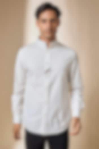 Off-White Terylene Viscose Lycra Wedding Shirt by S&N by Shantnu Nikhil Men at Pernia's Pop Up Shop