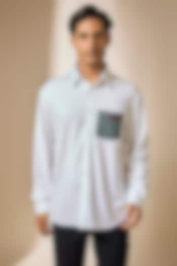 Off-White Terylene Viscose Lycra Wedding Shirt by S&N by Shantnu Nikhil Men at Pernia's Pop Up Shop